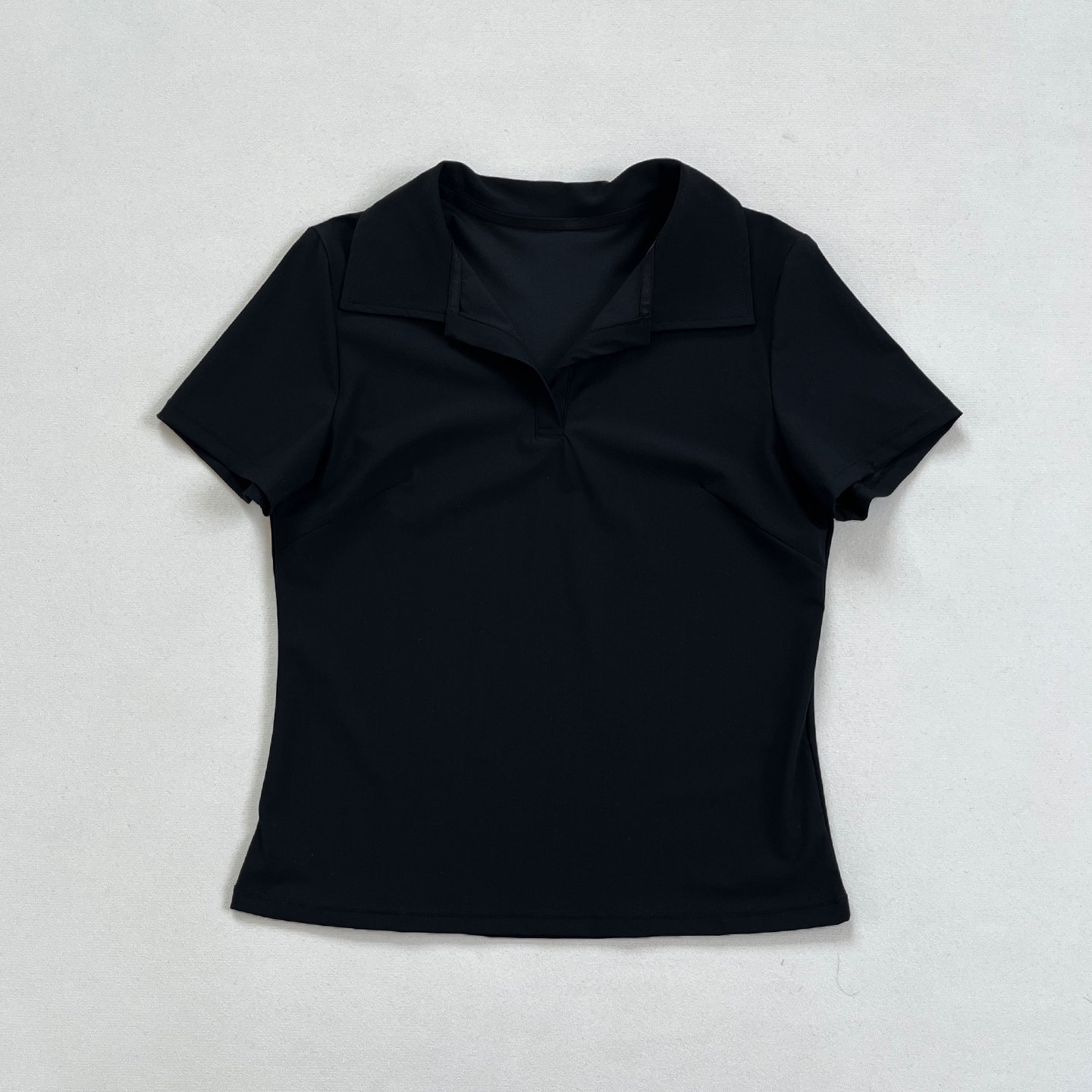 4 Item No DX70 Sportswear - Image 3