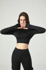 Item No HNDCX01  Yoga Wear - Image 3