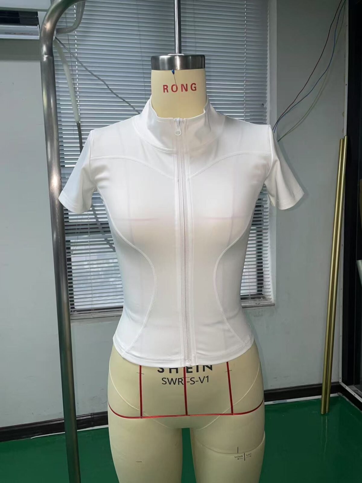 Item No   SQWT01  Yoga Jackets - Image 1