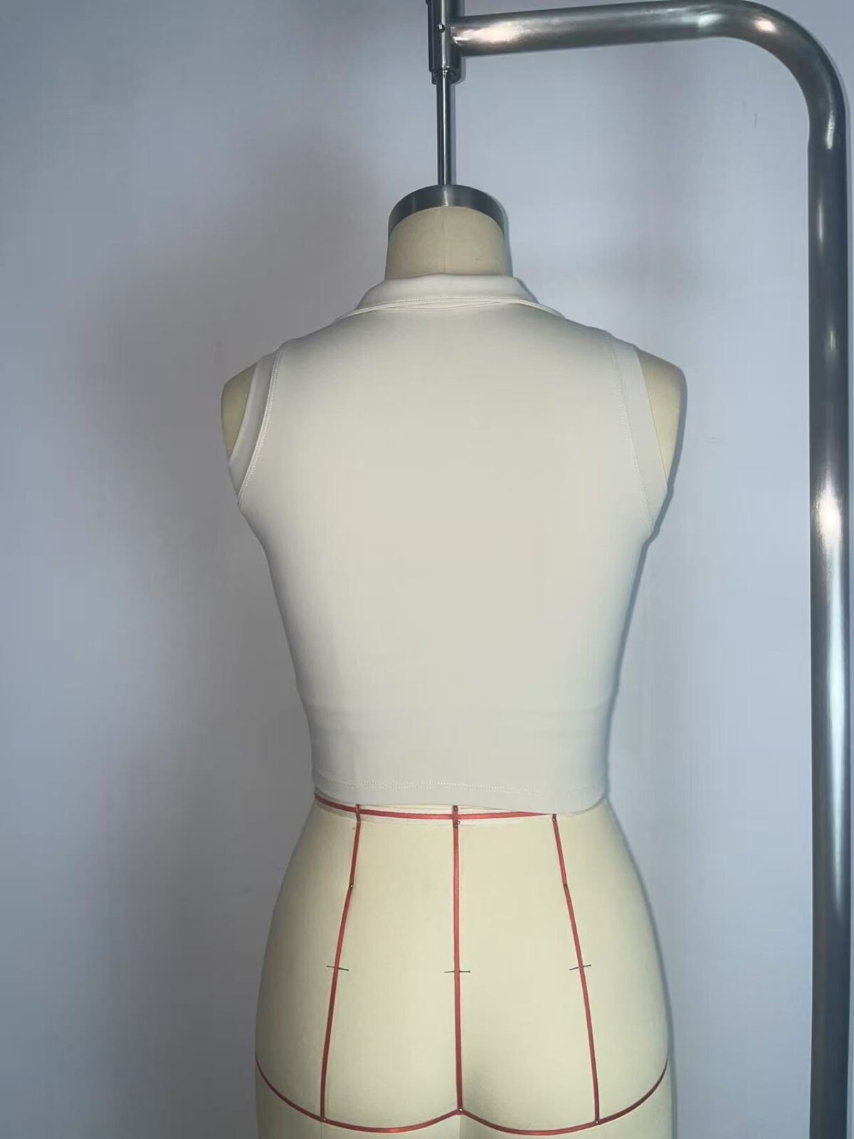 Item No BX67  Crop Tank - Image 6